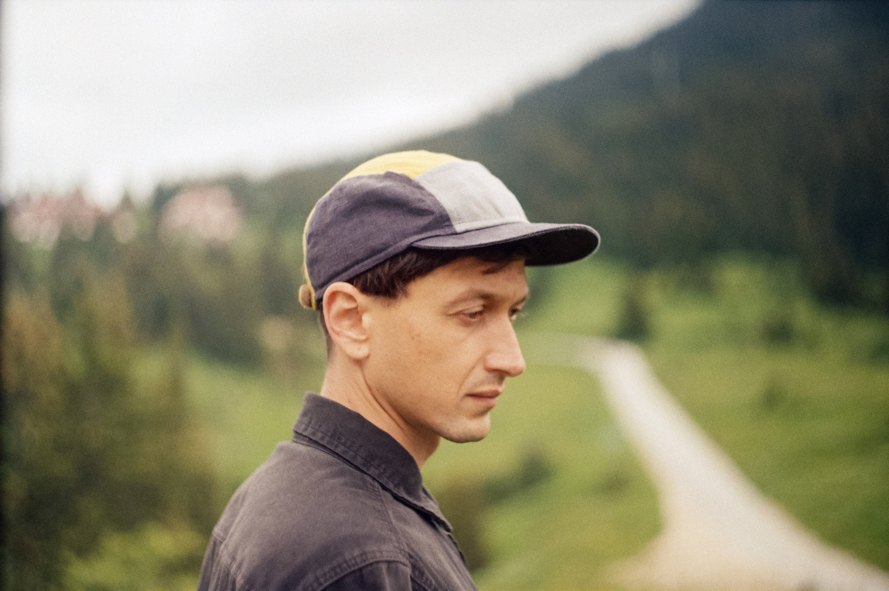 Handcrafted linen 5-panel cap