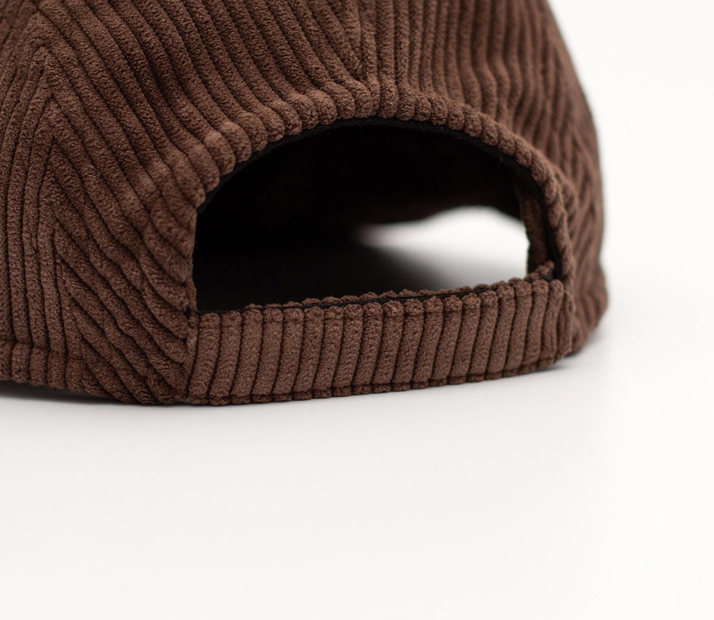 Handcrafted 5 panel cap with short and soft brim
